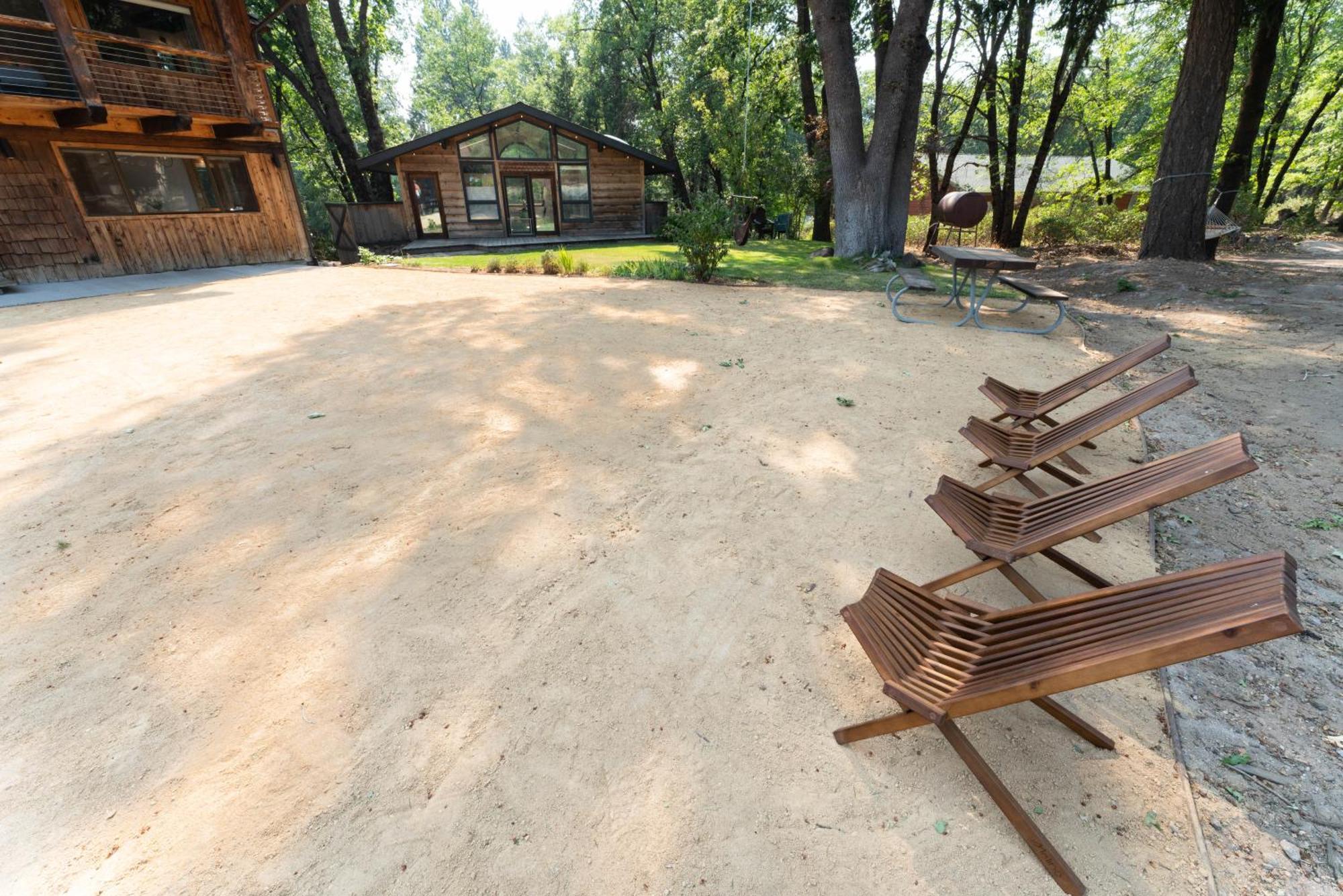 Basecamp Lodge Mount Shasta Dış mekan fotoğraf