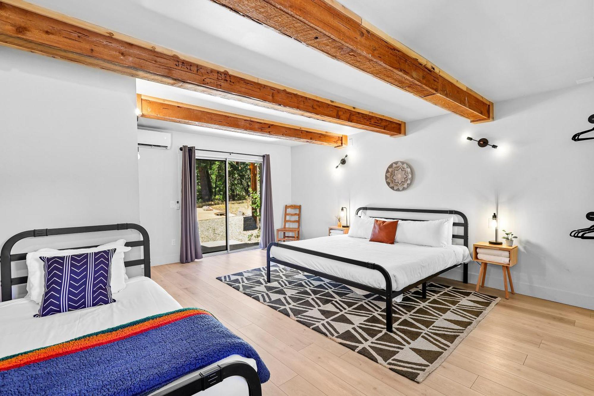 Basecamp Lodge Mount Shasta Oda fotoğraf