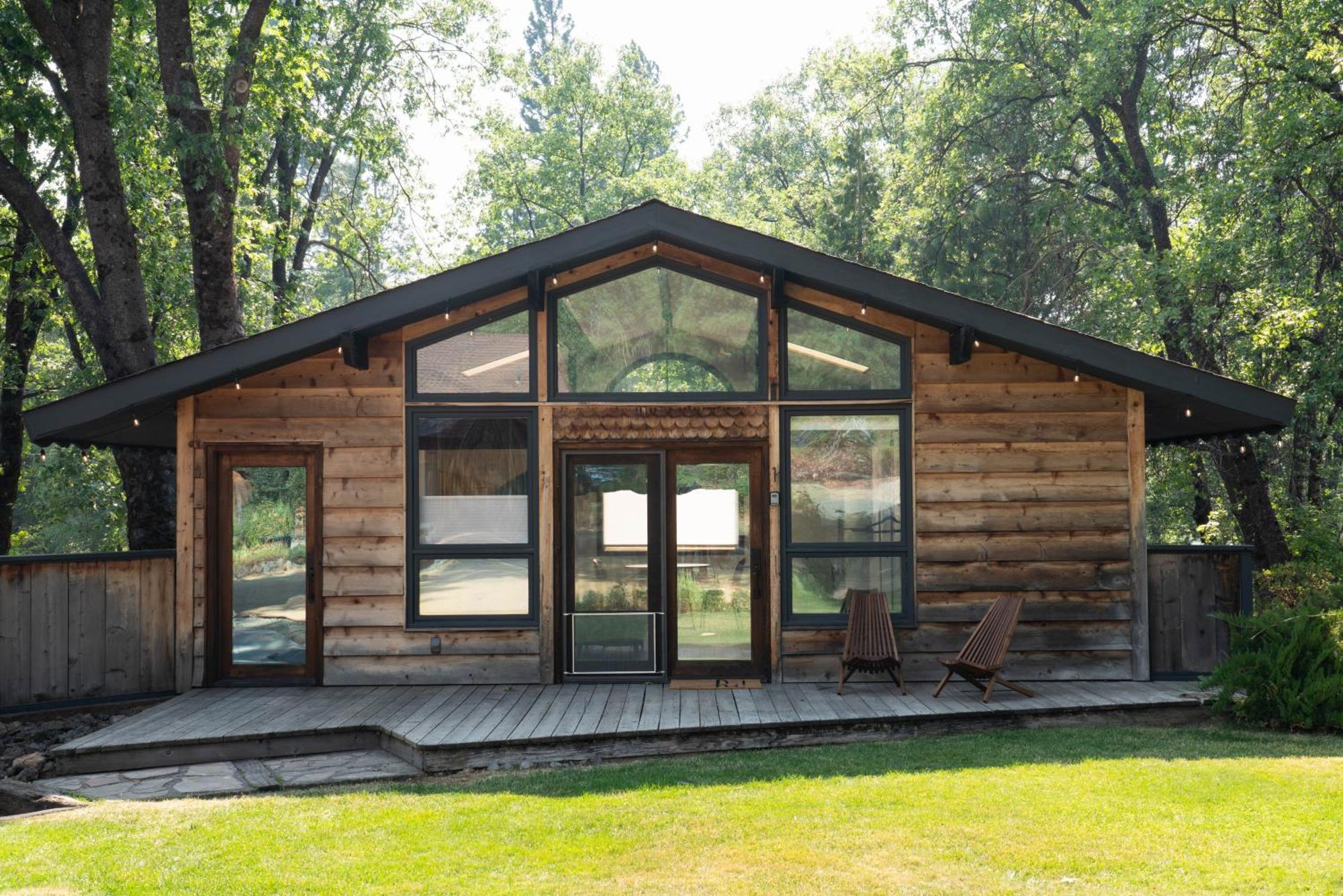 Basecamp Lodge Mount Shasta Dış mekan fotoğraf